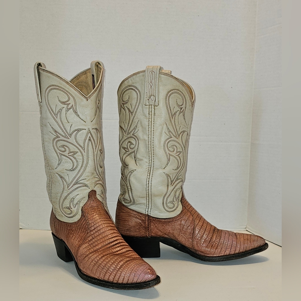 Vintage Women Dan Post Coral Peach Cream Cowgirl Boots 9M Exotic Lizard  USA